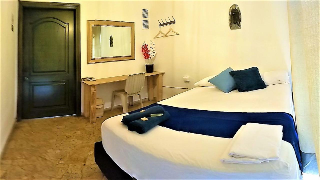 Quintas De La Real By Maos Hostel Cartagena Luaran gambar